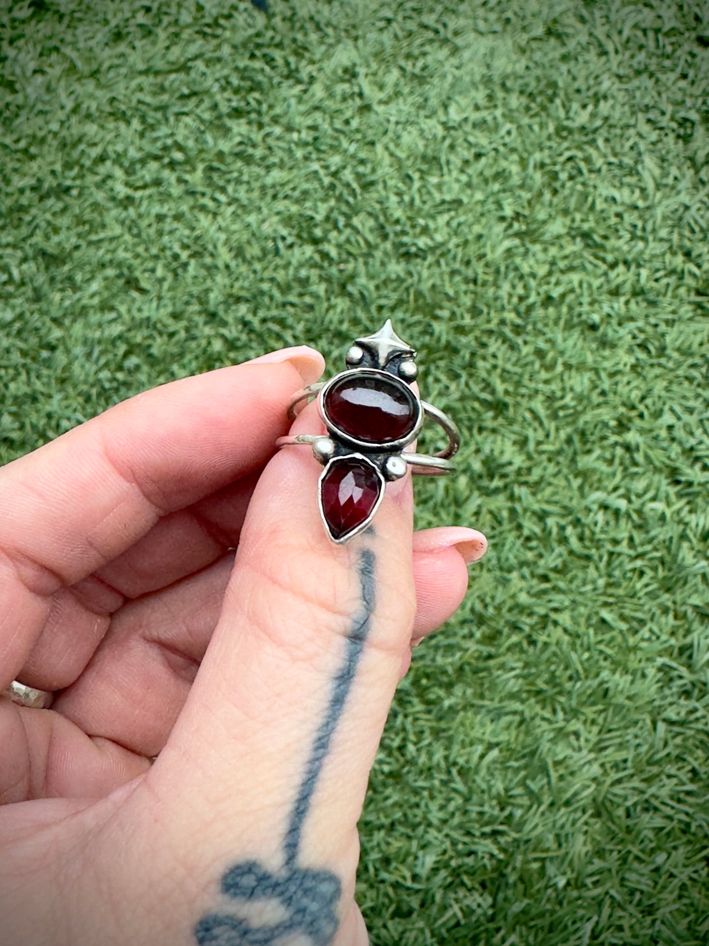 Garnet goddess ring sz 7.5