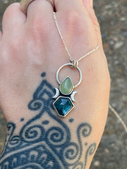 Aventurine and kyanite talisman