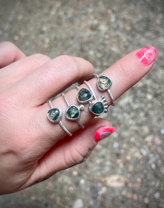 Moss agate ring with silver ball