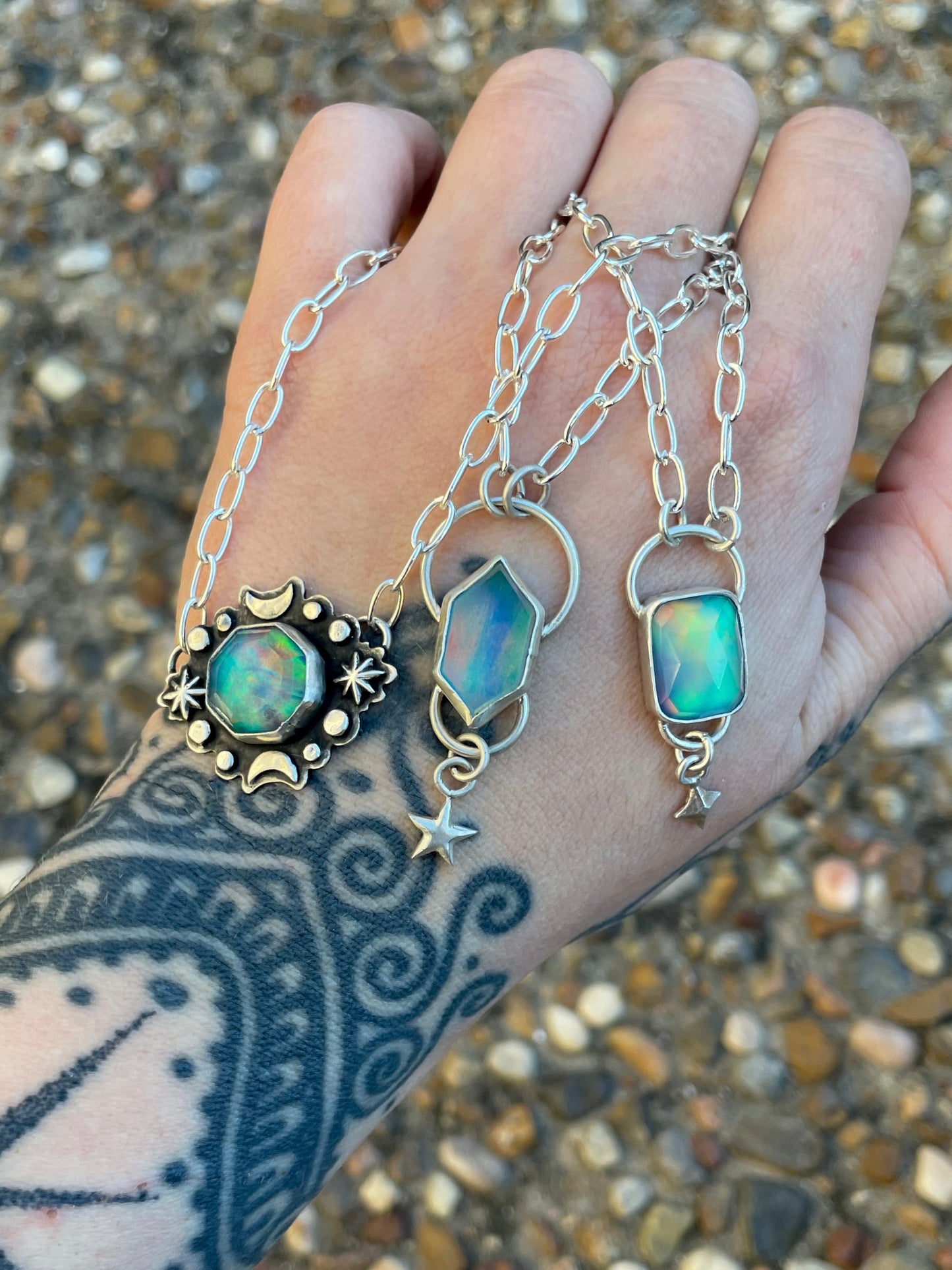 Dreamy aura Opal star fall necklace