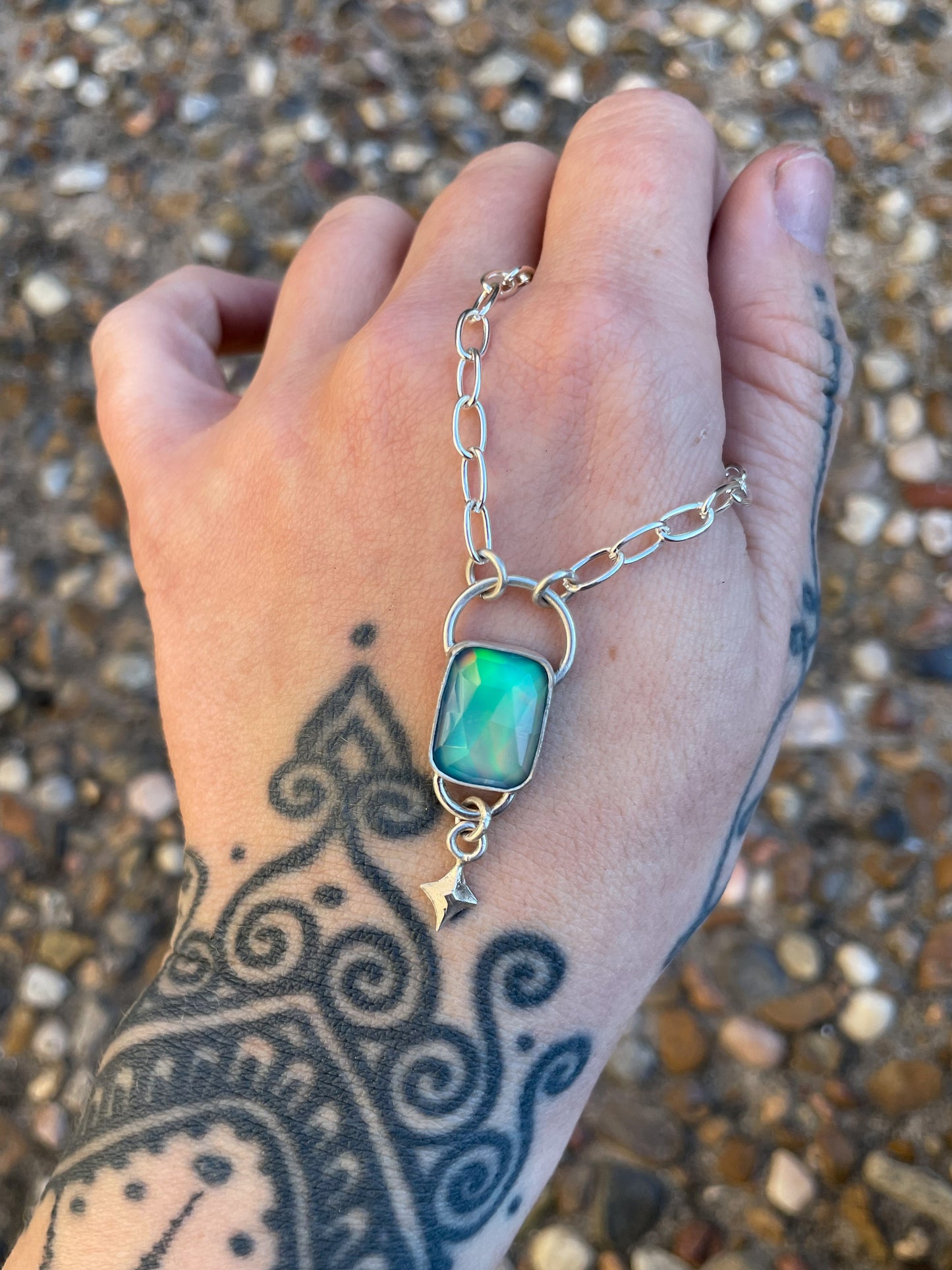 Dreamy aura Opal star fall necklace